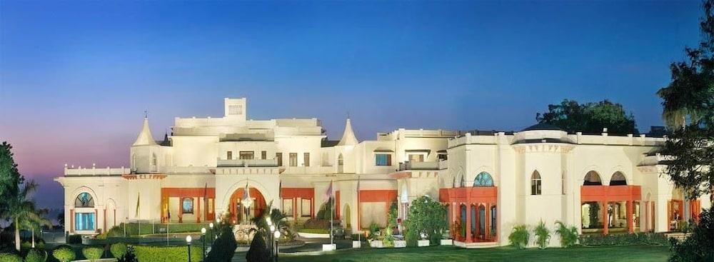 Noor-Us-Sabah Palace Bhopal Bagian luar foto
